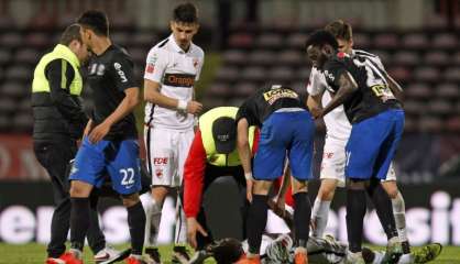 Foot: mort du Camerounais Patrick Ekeng après un malaise sur le terrain