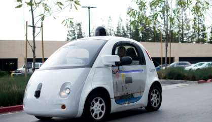 Voitures autonomes: Google/Alphabet choisit Fiat Chrysler comme partenaire