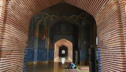 Au Pakistan, une magnifique mosquée moghole vouée à un lent délabrement