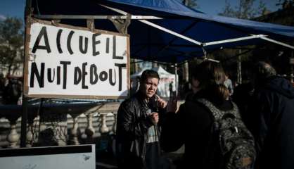 Nuit debout rassemble encore quelques centaines de personnes à Paris