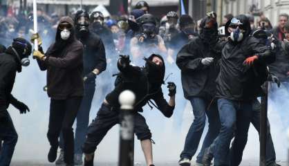 Loi travail: l'exécutif menace d'interdire les manifestations