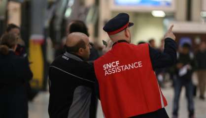 SNCF: ultimes discussions au sixième jour consécutif de grève 