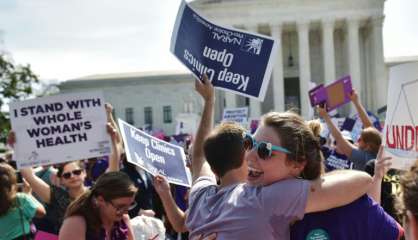 Etats-Unis: grande victoire pour le droit à l'avortement