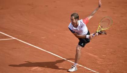 Roland-Garros: tous les matches reportés à mercredi