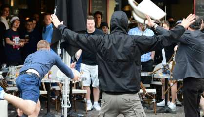 Euro-2016: trois supporters russes jugés à Marseille, 20 autres expulsés 