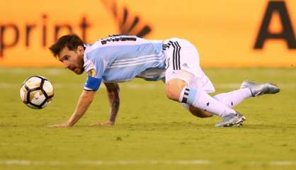 Copa America 2016: humilié par le Chili, Messi renonce au maillot argentin