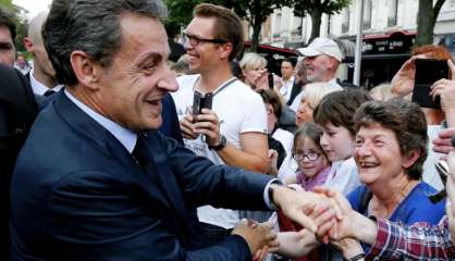 Primaire à droite: Sarkozy, le vrai-faux candidat déjà en campagne