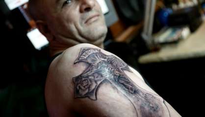 La religion dans la peau ou le quotidien de Walid, tatoueur à Bethléem