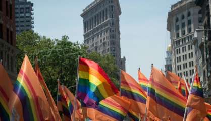 Les victimes d'Orlando honorées à la Gay Pride de New York