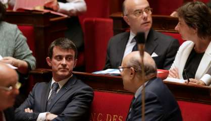 Loi travail: Valls appelle la CGT à l'arrêt des grandes manifestations 