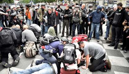 Jeune homme gravement blessé lors d'une manifestation: un juge d'instruction va enquêter