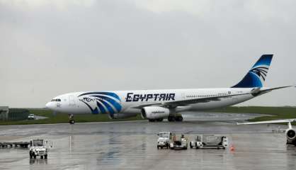 Crash EgyptAir: les boîtes noires envoyées en France pour réparation