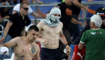 Euro-2016: Suspension avec sursis de la Russie, qui sera exclue en cas de nouvel incident dans un stade