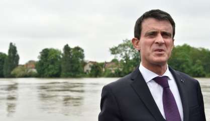 SNCF: après Pepy, Valls appelle à l'arrêt de la grève par 