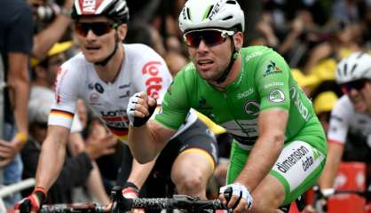 Tour de France: Cavendish remporte la 3e étape, Sagan conserve le maillot jaune