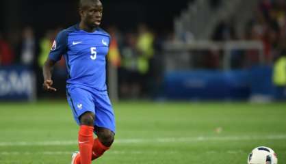 Transfert: Kanté quitte Leicester et signe à Chelsea pour 5 ans