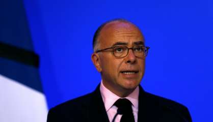 Cazeneuve: les liens entre le tueur et 