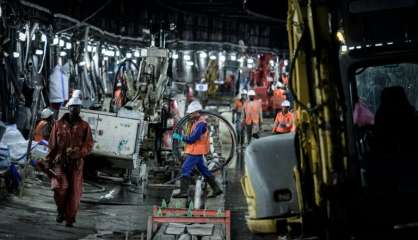 Sous Paris, la routine estivale des travaux d'Hercule du RER