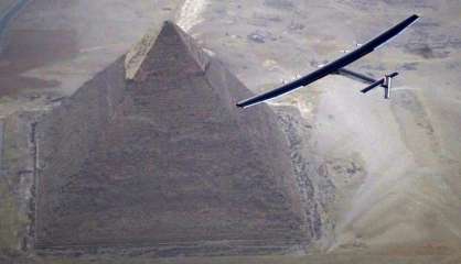 Solar Impulse 2 atterrit en Egypte, son avant-dernière étape