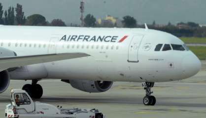 Grève Air France: 139 long et moyen-courriers annulés vendredi matin à Roissy 