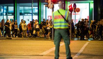 Fusillade à Munich: 9 morts, l'auteur un Germano-Iranien de 18 ans