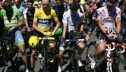 Tour de France: le peloton est parti vers Villars-les-Dombes