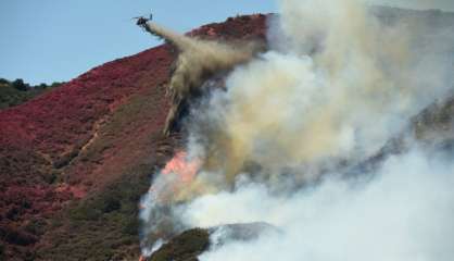 Etats-Unis: 17.000 pompiers luttent contre des brasiers géants