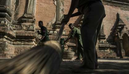 La Birmanie soigne les pagodes de Bagan après le séisme