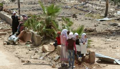 Syrie: accord sur l'évacuation de milliers de rebelles et civils de Daraya, près de Damas