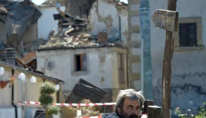 Séisme en Italie: priorités aux écoles, les maisons suivront