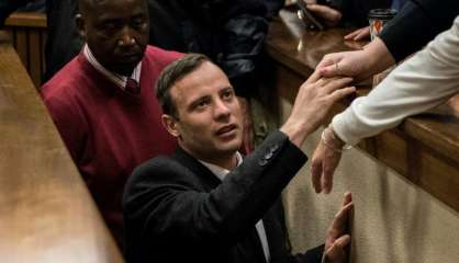 Oscar Pistorius hospitalisé après une chute dans sa cellule