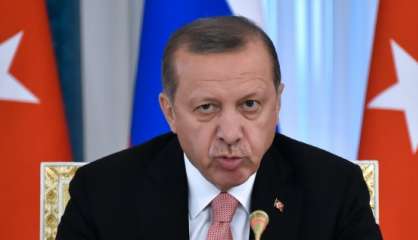 Turquie: après le putsch, Erdogan se pose en garant de l'union nationale