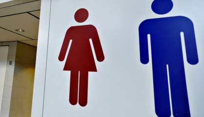 Transgenres: un juge bloque le droit aux toilettes de leur choix au Texas 