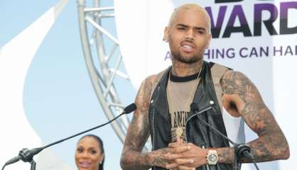 Etats-Unis: le chanteur Chris Brown relâché contre une caution de 250.000 dollars