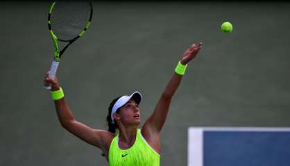 US Open: Caroline Garcia poursuit difficilement sa route