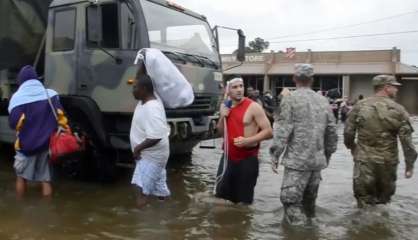 USA: plus de 20.000 personnes secourues lors d'inondations en Louisiane