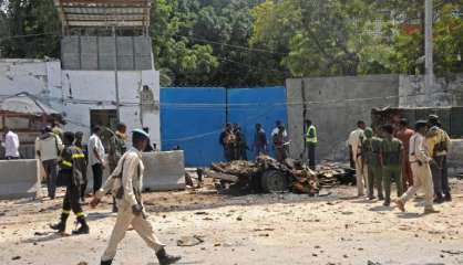 Somalie: un restaurant visé par une attaque précédée de l'explosion d'une voiture