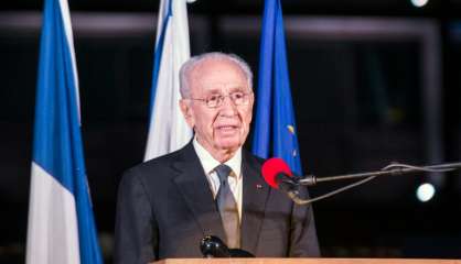 Israël: l'ex-président et Nobel de la paix Shimon Peres hospitalisé après un accident cérébral