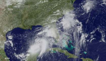 Etats-Unis: la tempête tropicale Hermine devient un ouragan, menace la Floride