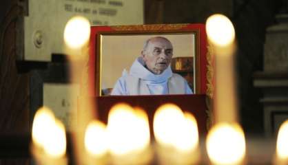 Dans une messe à la mémoire du père Hamel, le pape dénonce un assassinat 