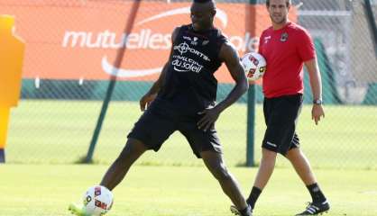 Ligue 1: Nice-Marseille, tout le monde attend Balotelli