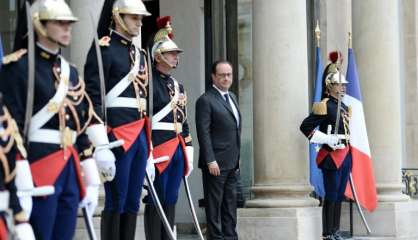 Présidentielle: Hollande va esquisser l'idée d'une nouvelle candidature