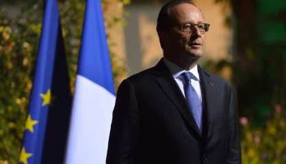 Présidentielle: Hollande et la gauche éliminés au 1er tour, selon un sondage