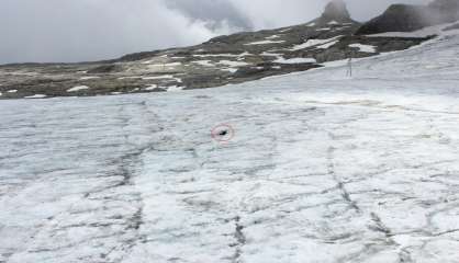 Suisse: rendu par un glacier après 75 ans, un couple a pu enfin être inhumé