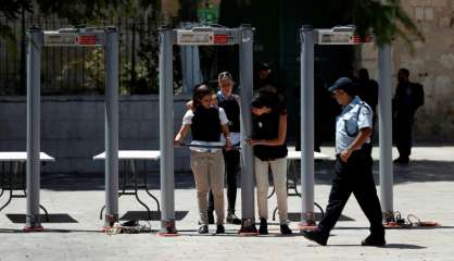 Israël renforce la sécurité avant de rouvrir l'esplanade des Mosquées