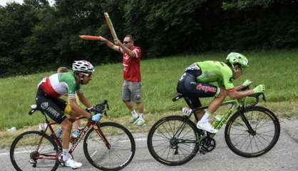 Tour de France: Aru et Bardet aux basques de Froome