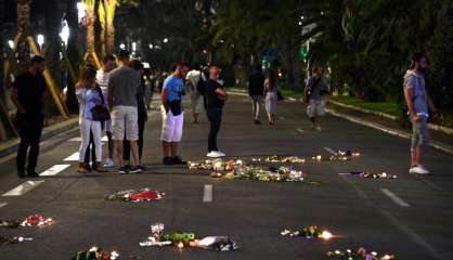 Attentat de Nice: pas de retrait de Paris Match, mais toute nouvelle publication des photos interdite