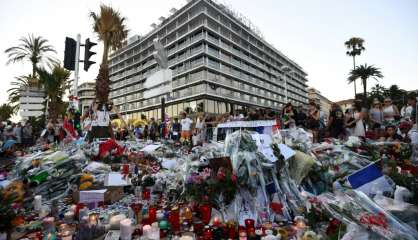 Le parquet réclame le retrait d'un numéro de Paris Match avec des photos de l'attentat de Nice