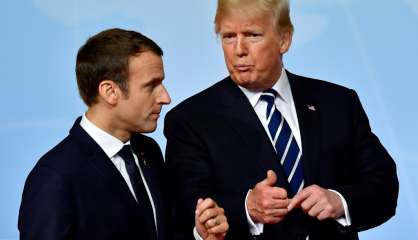 Trump, en difficulté à Washington, reçu en grande pompe à Paris