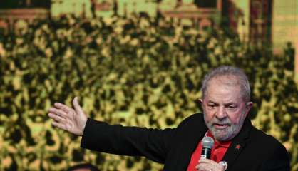 Brésil: l'ex-président Lula condamné à 9 ans de prison pour corruption 